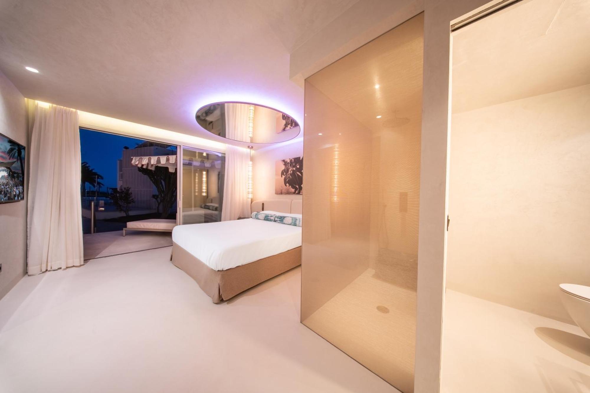 Destino Five Ibiza - New Hotel (Adults Only) Playa De Talamanca Exterior photo