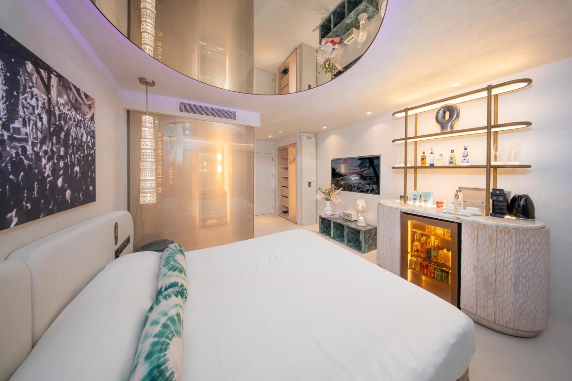 Destino Five Ibiza - New Hotel (Adults Only) Playa De Talamanca Exterior photo
